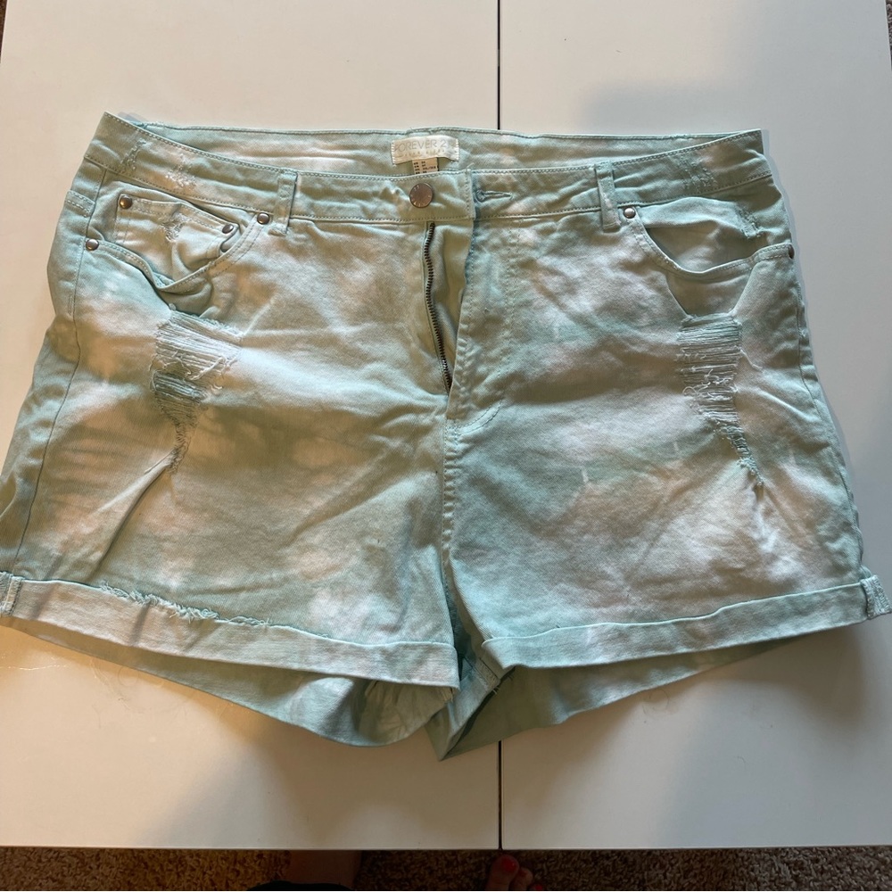 Plus size, forever 21, 3X, tie dye, Jean short, green and white